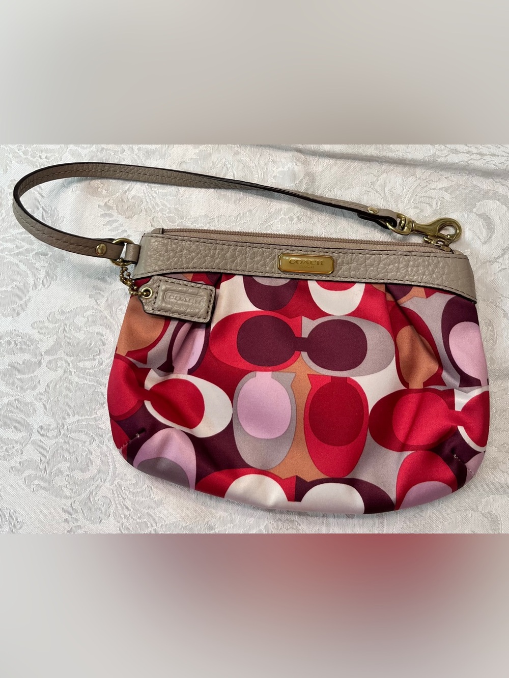 Coach Y2K Ashley Scarf Op Art Signature Wristlet with Leather Trim and Hangtag - Picture 2 of 7